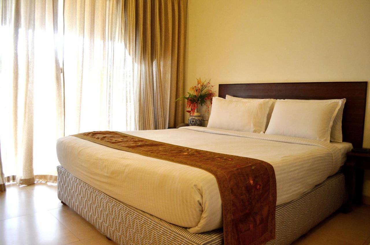 Manas Resort With Petting Zoo, Igatpuri Bagian luar foto
