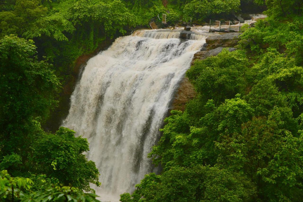 Manas Resort With Petting Zoo, Igatpuri Bagian luar foto