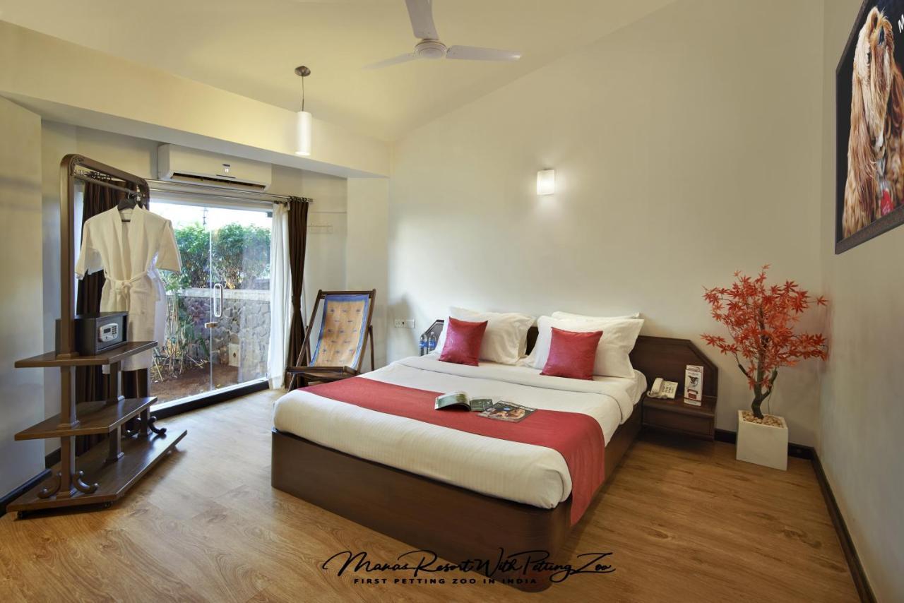 Manas Resort With Petting Zoo, Igatpuri Bagian luar foto