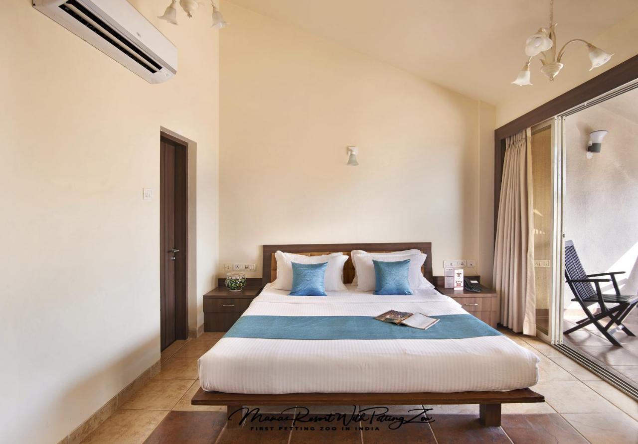 Manas Resort With Petting Zoo, Igatpuri Bagian luar foto